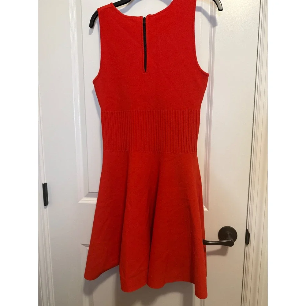 Milly Fit and Flare Dress Womens Medium Red Excellent‎ Ribbed Knit Sleeveless